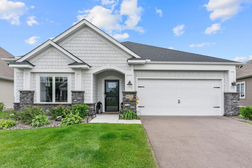 8025 Walnut Lane, Corcoran
