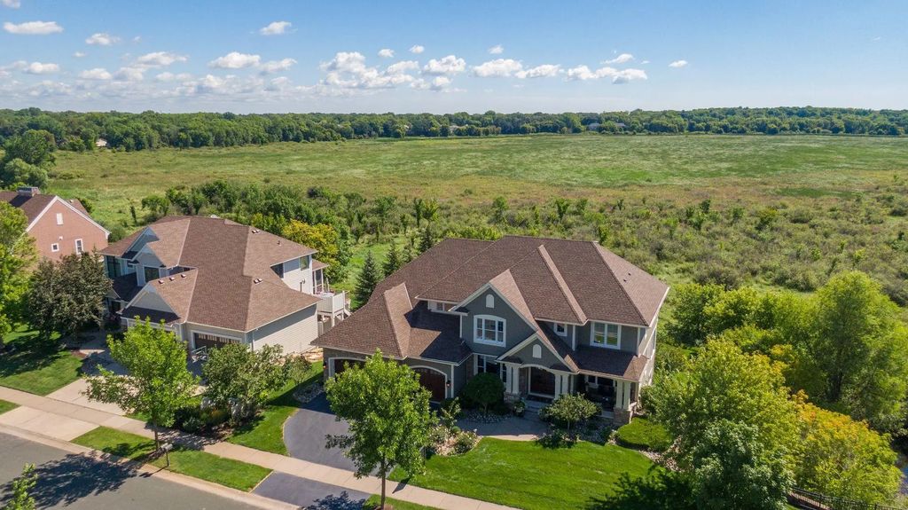 4544 Bluebell Trail N, Medina