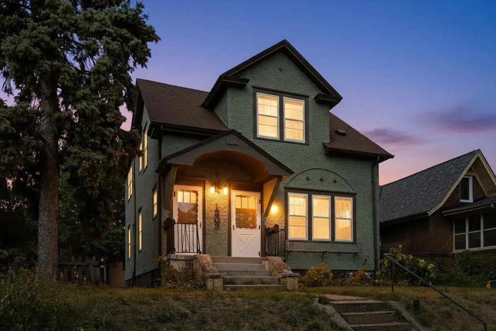 1303 Sherburne Avenue, Saint Paul