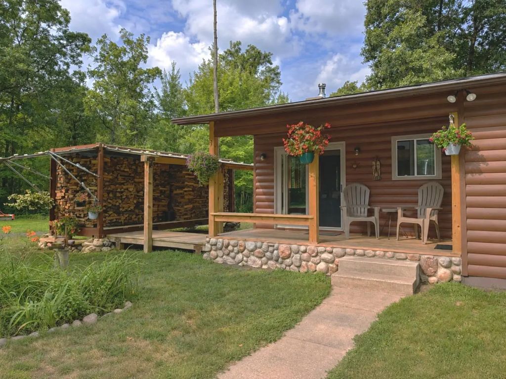 25707 Smith Road, Webster