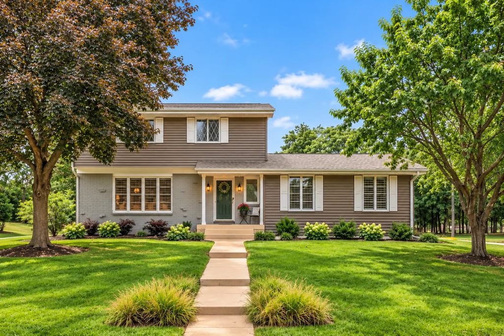 10 Western Terrace, Golden Valley