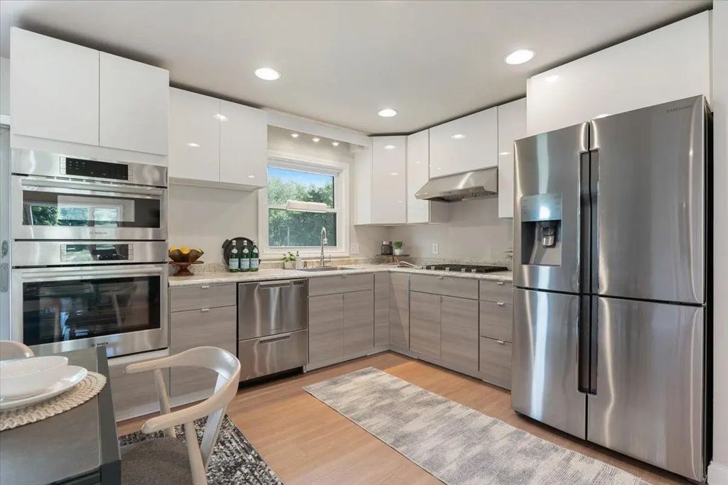 12738 Gordon Drive, Eden Prairie