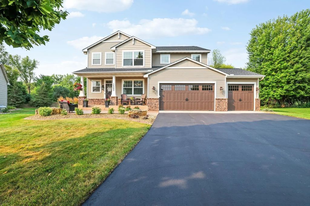 14005 Autumn Court, Rosemount