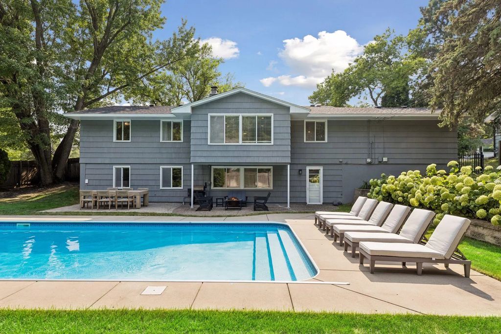 1661 Virginia Avenue S, Saint Louis Park