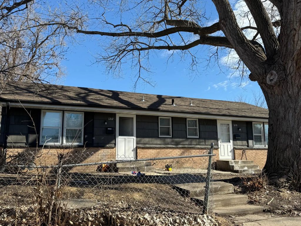 1210 Knox Avenue N, Minneapolis