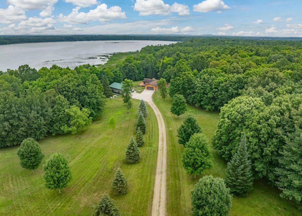 46726 County Road 133, Deer River