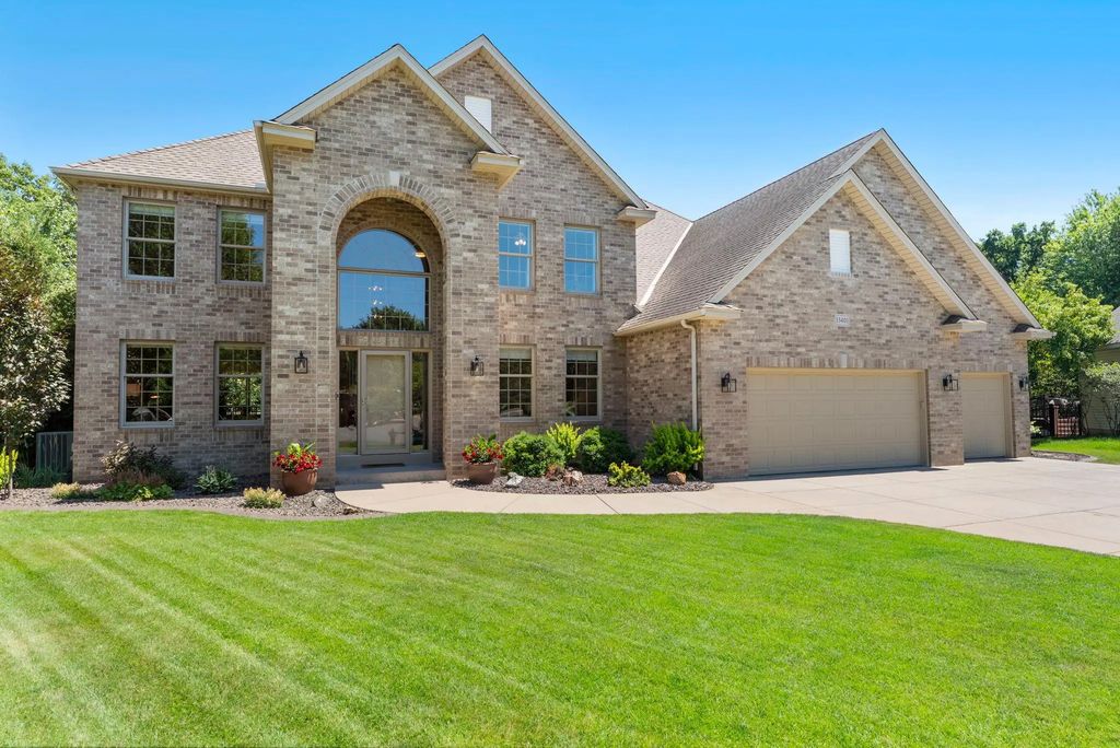 13401 Cormack Circle, Rosemount