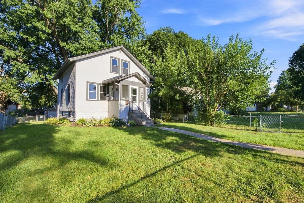4512 5th Avenue S, Minneapolis