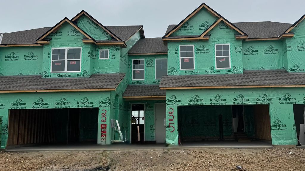 225 Huntington Drive, Waconia