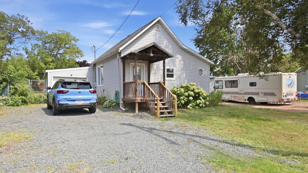 107 Blaine Avenue S, Turtle Lake