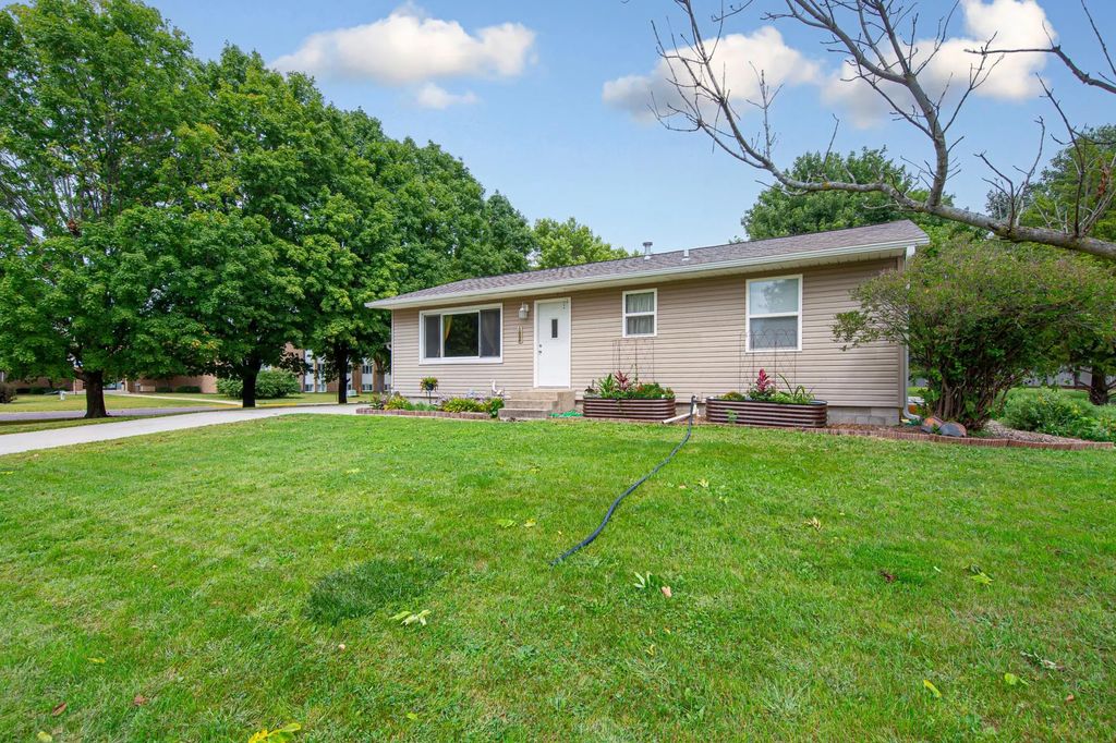 124 13th Avenue Nw, Waseca