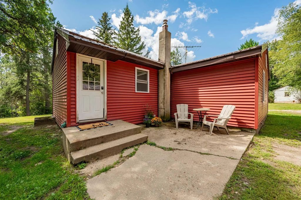 1200 E Ottum Avenue, Bigfork