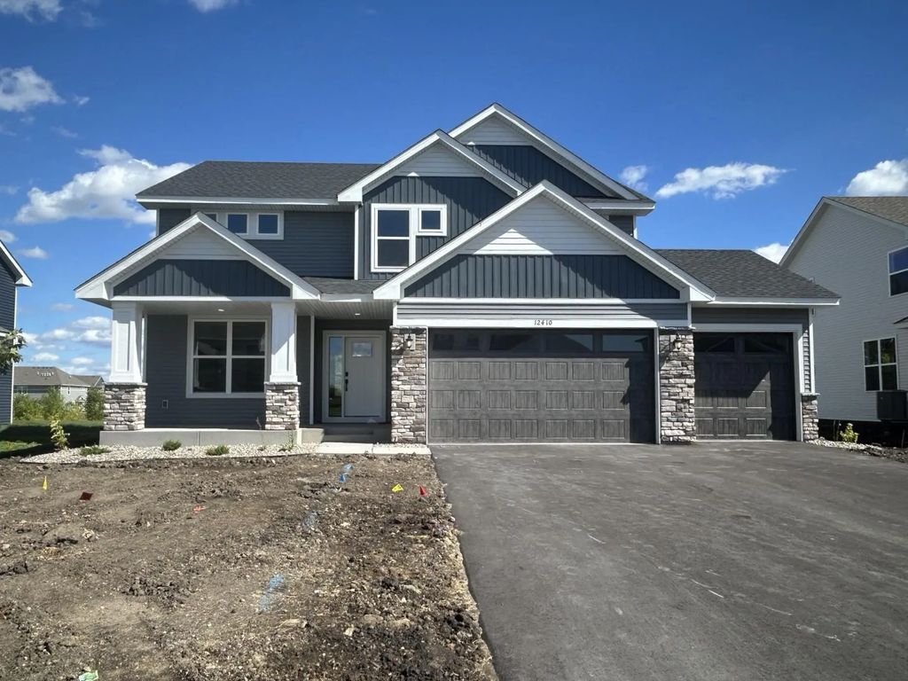 12410 Holden Way, Rogers