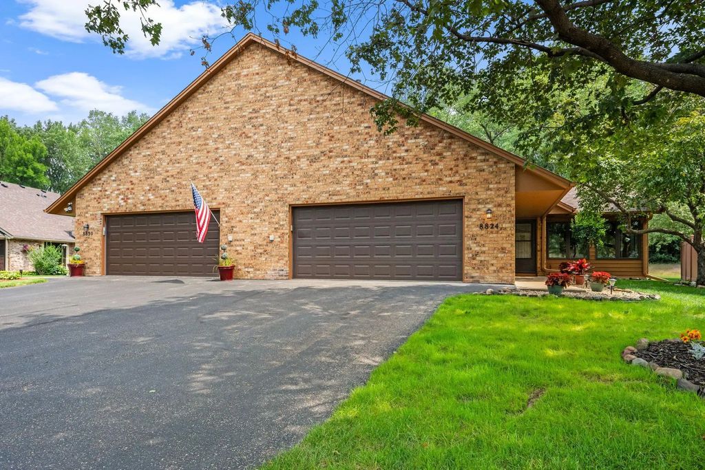 8824 Montegue Terrace N, Brooklyn Park
