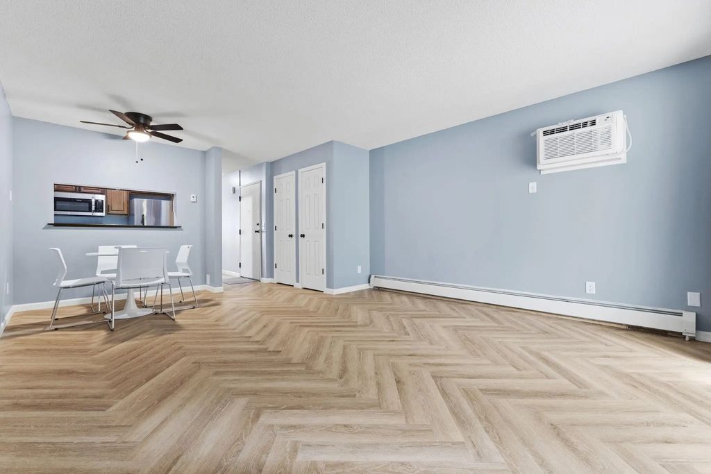 12844 Nicollet Avenue 102, Burnsville