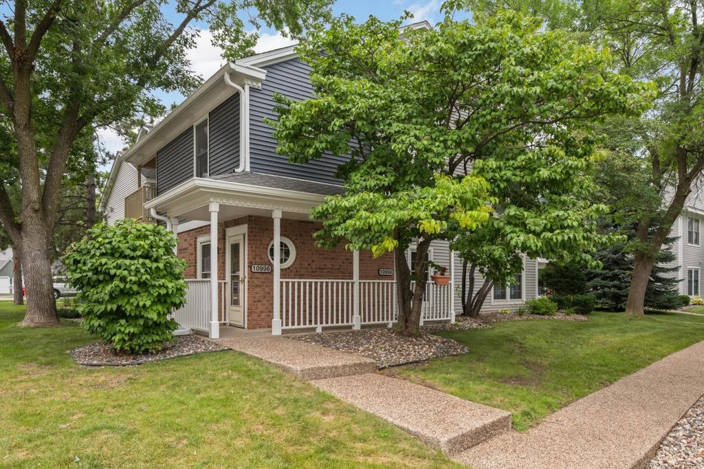10998 Quebec Avenue S, Bloomington