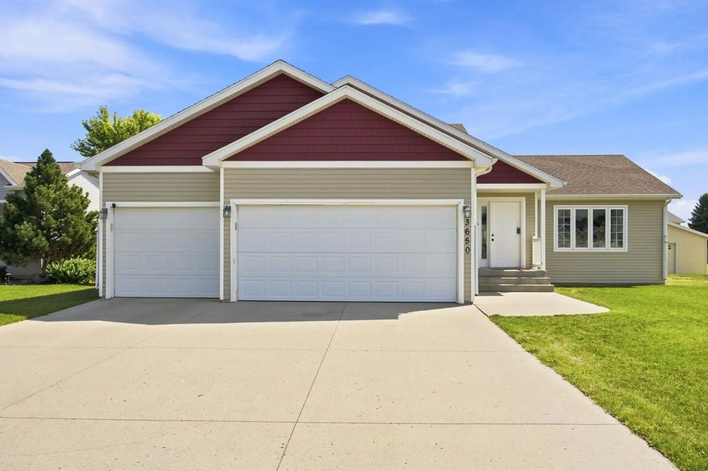3650 Taylor Street S, Fargo