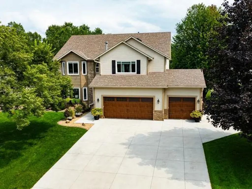 7325 Jordon Avenue S, Cottage Grove