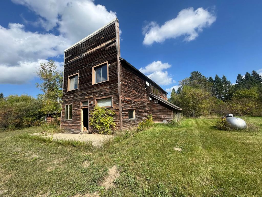 44272 Rail Road, Laporte