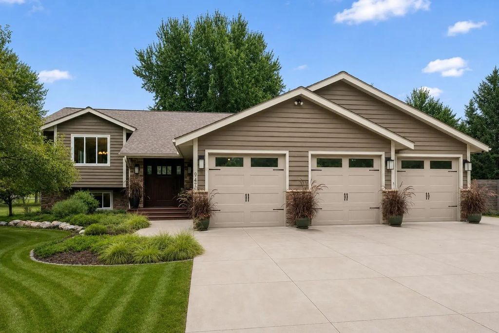 947 Sherman Road, Hudson