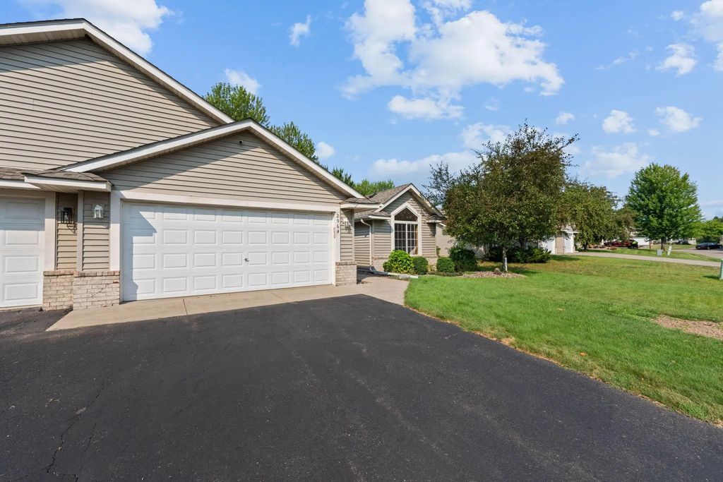 2964 Aldrich Trail, Woodbury