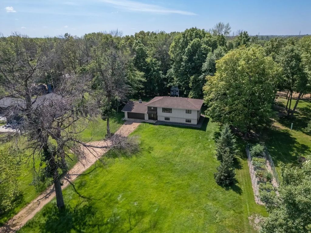 10638 Maple Lane, Corcoran
