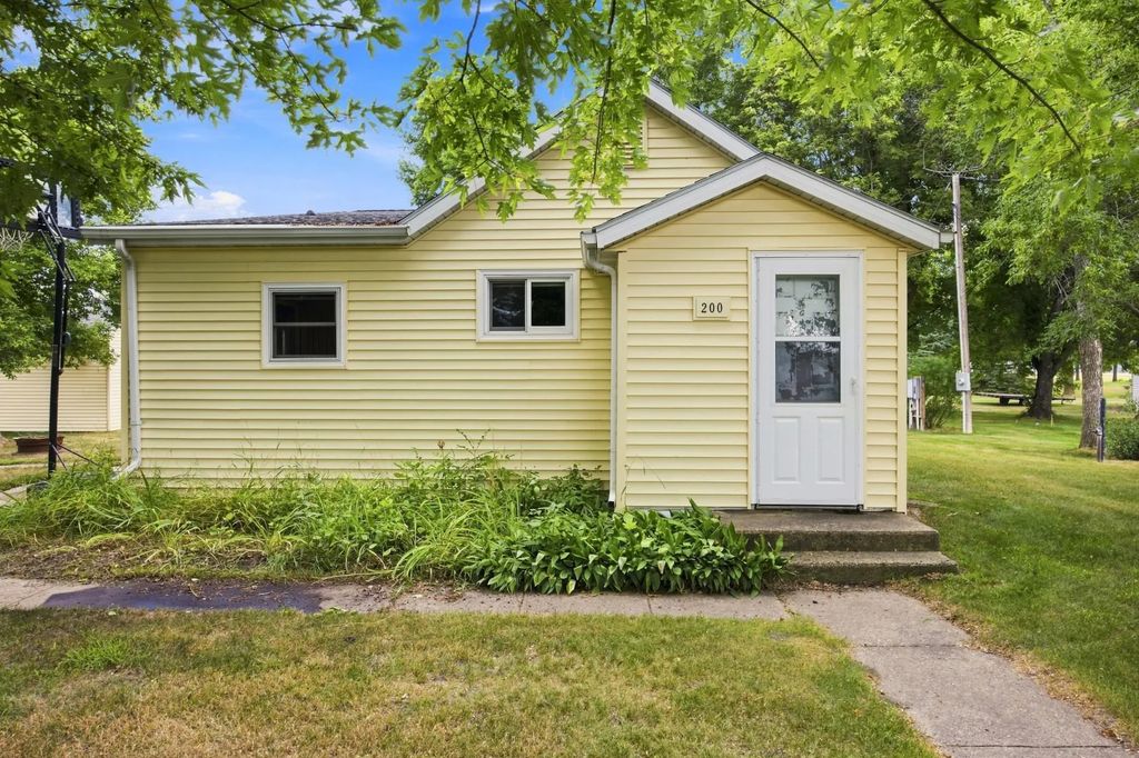 200 Grant Street N, Colfax