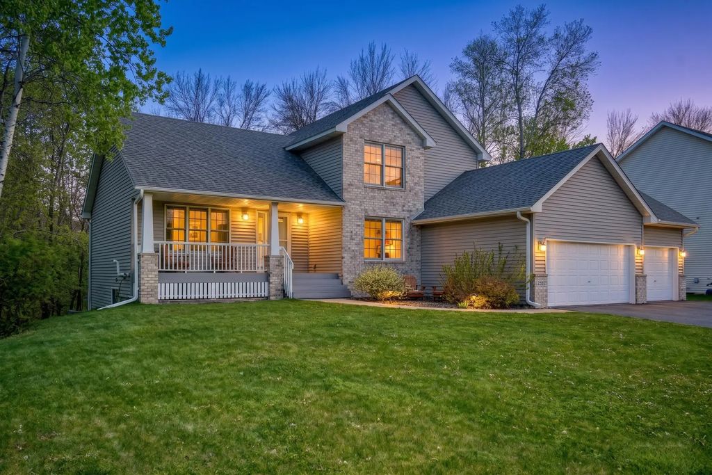 2592 Blue Bill Circle, White Bear Lake