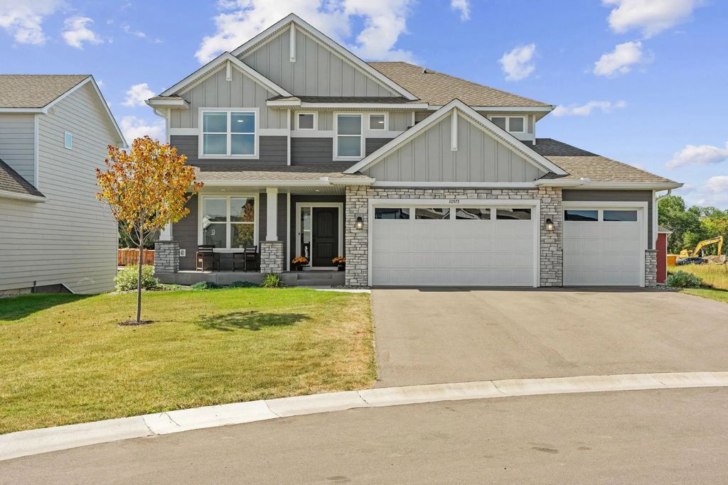 10575 Kingsview Lane N, Maple Grove