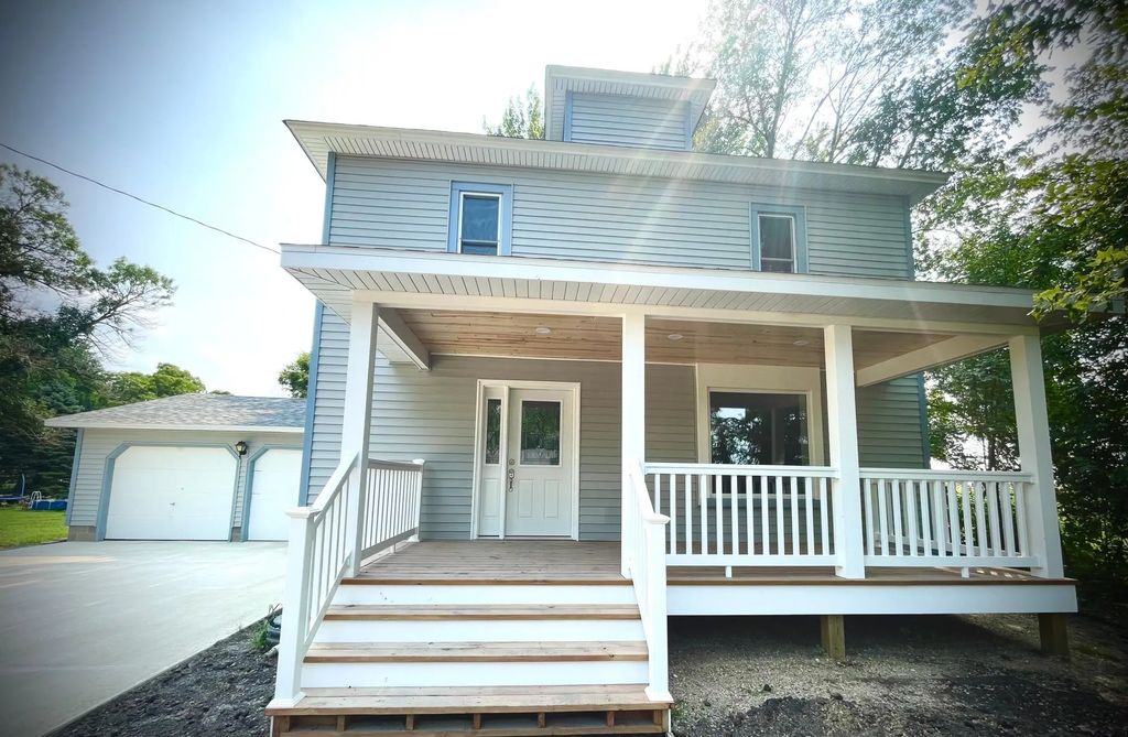 279 Mckinley Street, Emmons