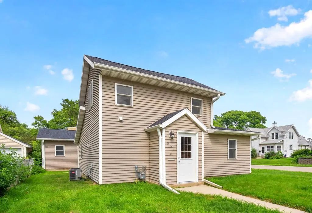 537 3rd Avenue Nw, Rochester