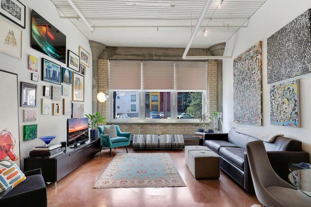 225 9th Street E 107, St Paul