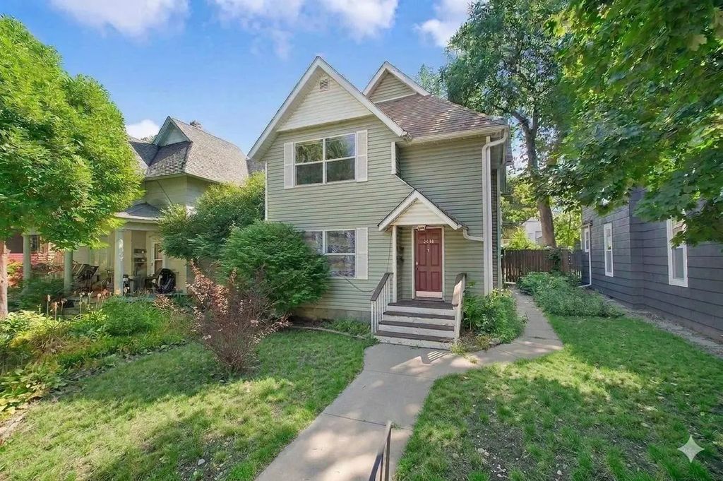 2515 Fillmore Street Ne, Minneapolis