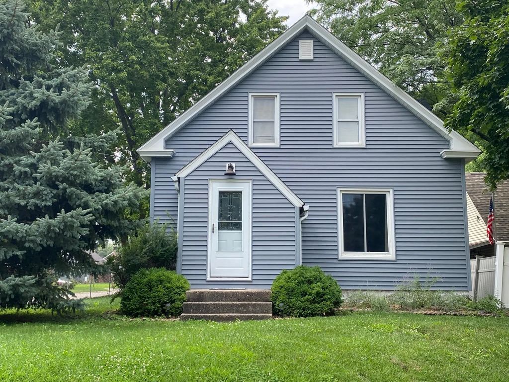 1224 Frank Hall Drive, Albert Lea
