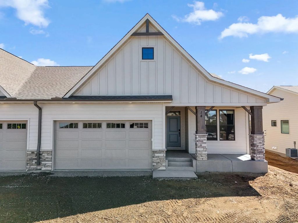 14 Palomino Court, Hudson
