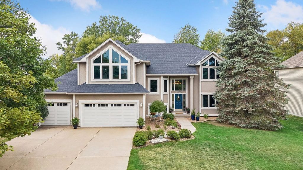 8053 Enclave Bay, Woodbury