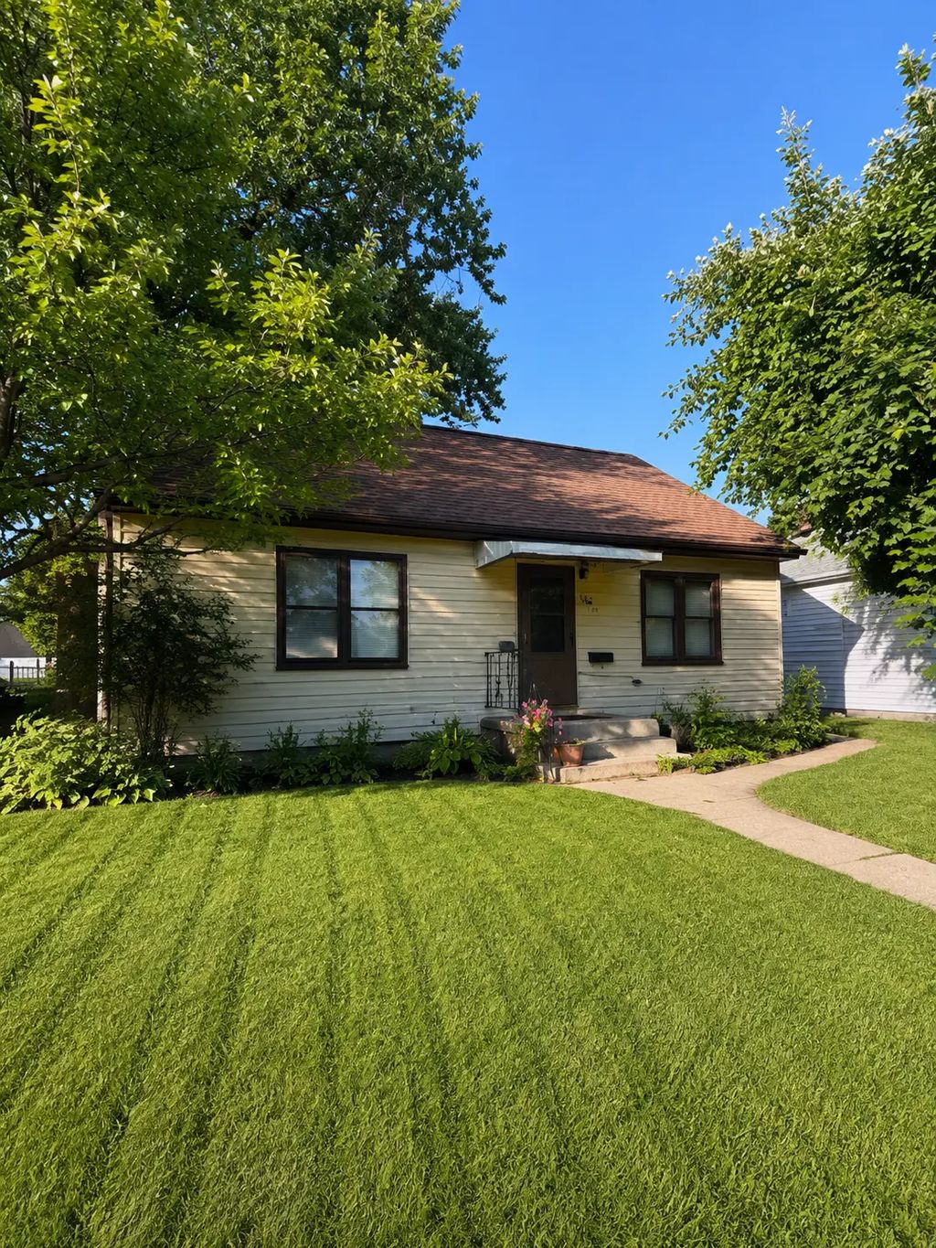 126 Riverside Drive Ne, St Cloud