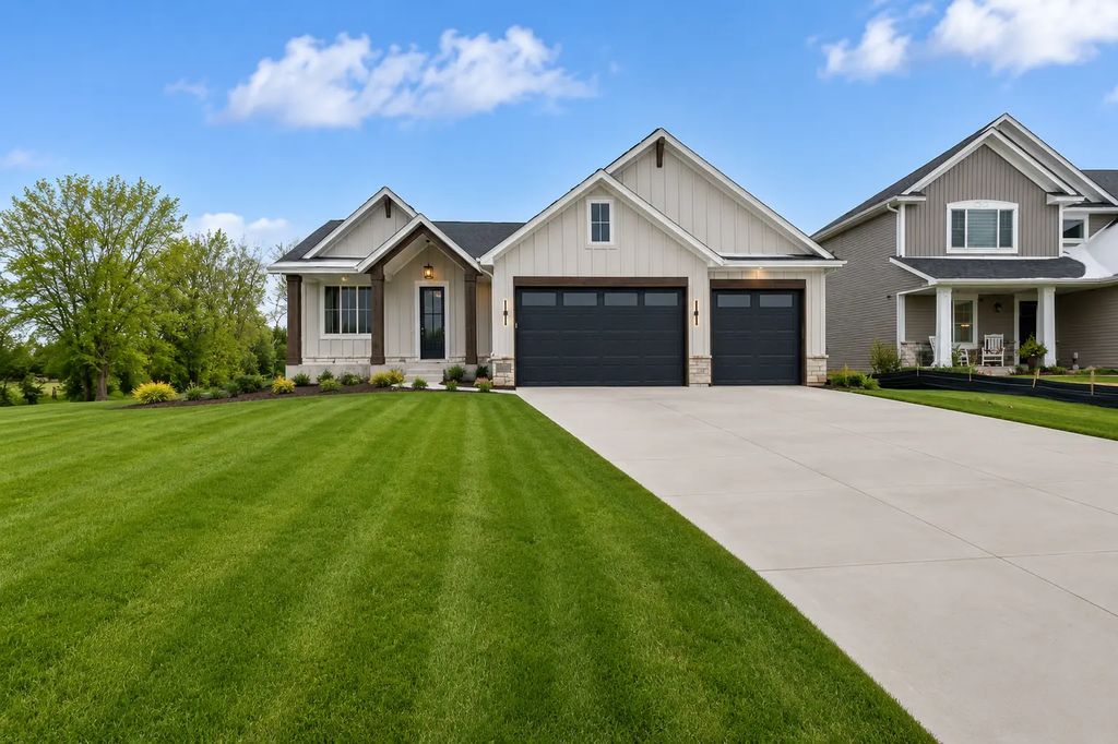 15593 Sycamore Street Nw, Andover