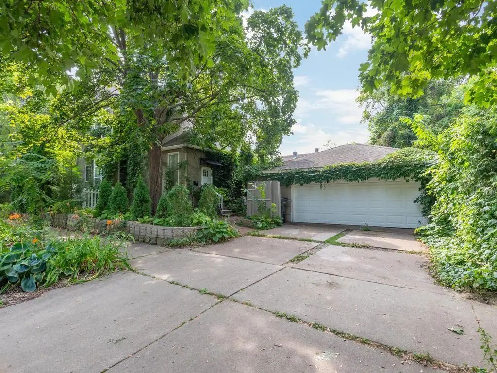 936 4th Street E, Saint Paul