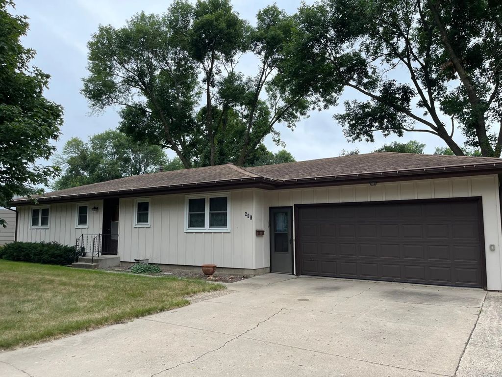 631 19th Street, Windom