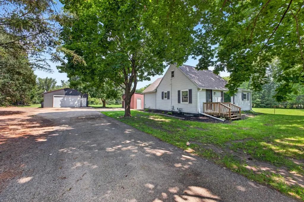 3225 Pinewood Road Se, Rochester