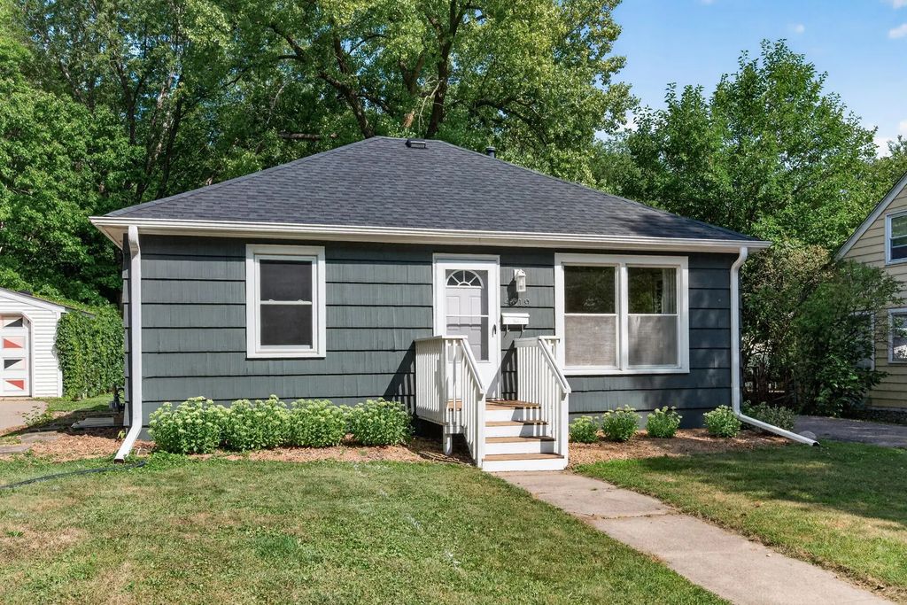 4619 Ivanhoe Place, Columbia Heights