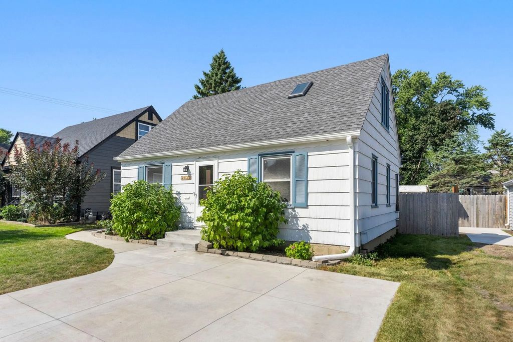 5544 York Avenue S, Edina