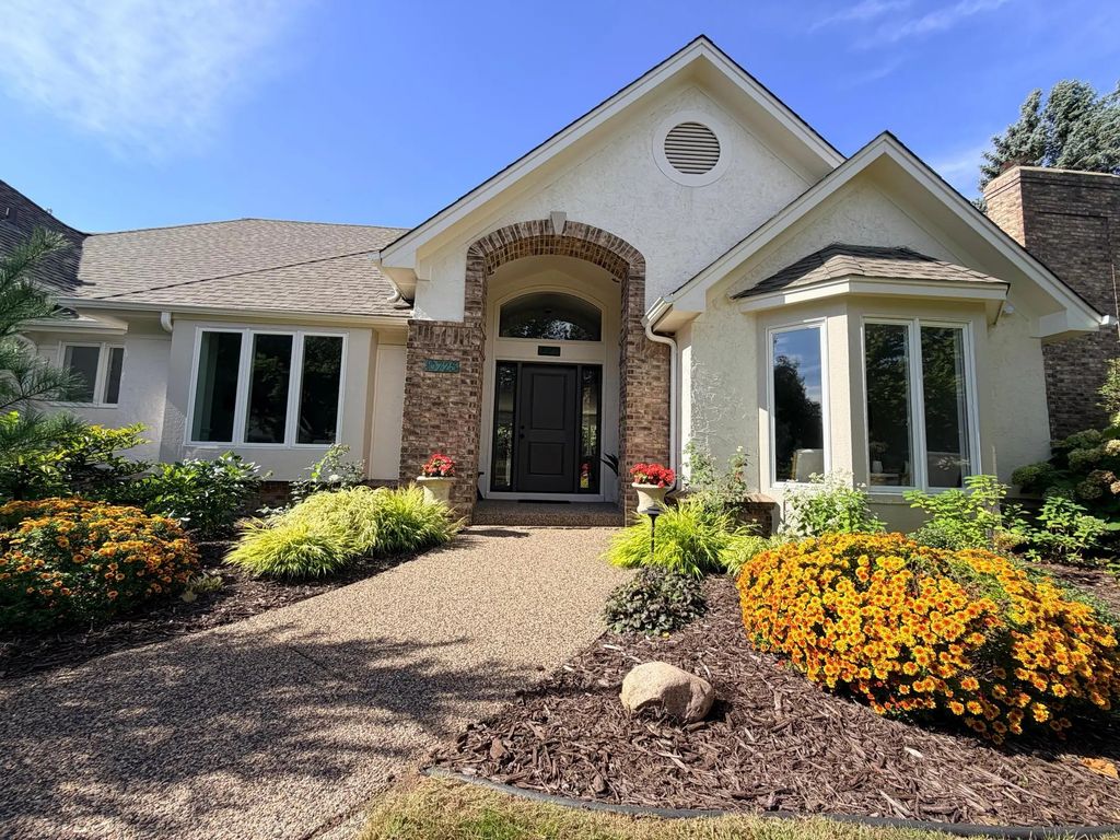 10725 Purdey Road, Eden Prairie