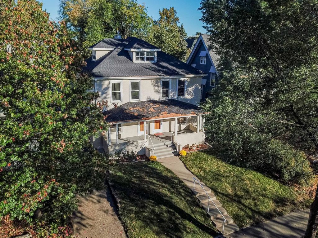 2503 Irving Avenue S, Minneapolis