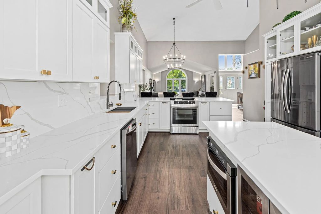 3110 Canyon Circle, Chaska