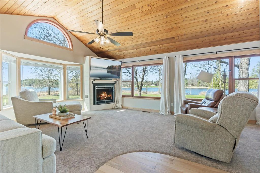 2163 White Pine Point Road Sw, Pine River