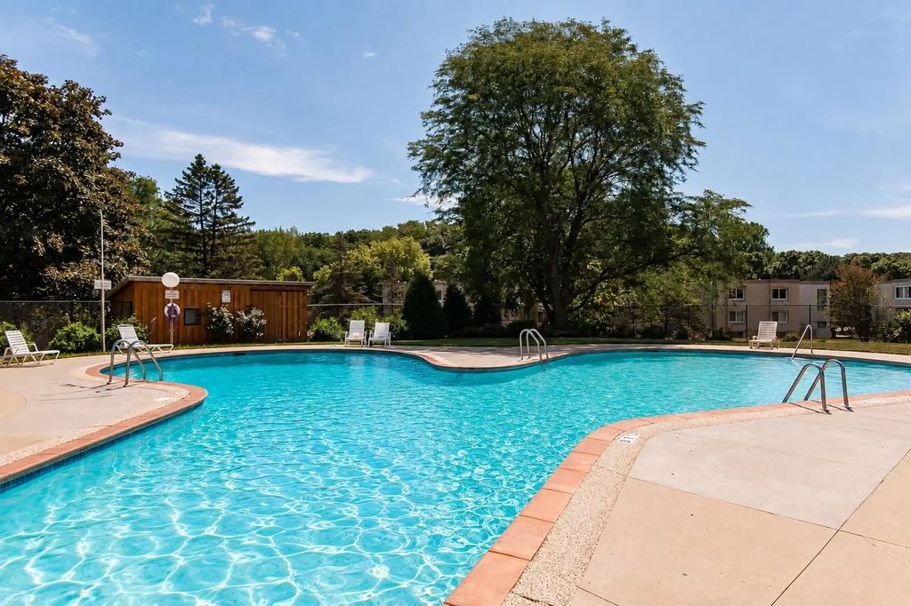 535 19th Street Nw 28, Rochester