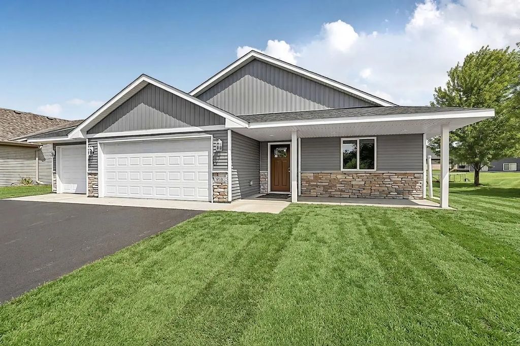 910 13th Avenue Ne, Saint Joseph