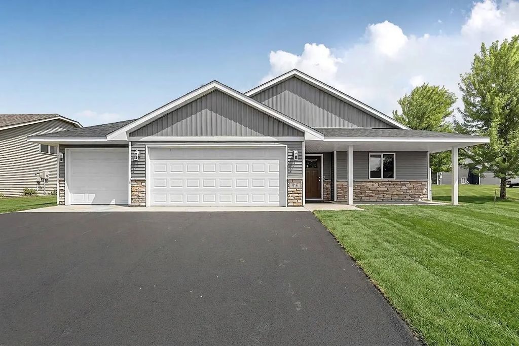 910 13th Avenue Ne, St Joseph